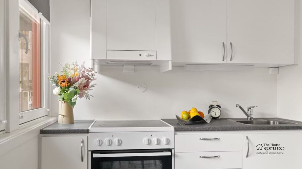 How to Choose a Suitable Commercial Kitchen Receptacle 2.7 kW